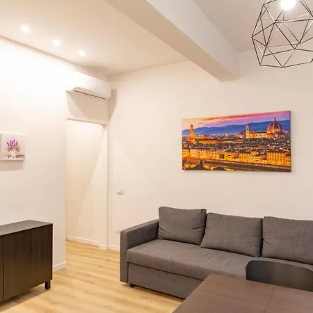 Apartment Charming & Modern Near Santo Spirito Florence