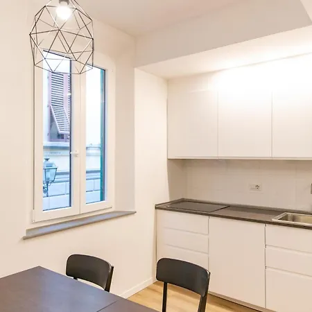 Apartment Charming & Modern Near Santo Spirito Florence